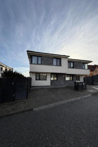 Duplex ultrafinisat, complet mobilat și utilat, în cartierul Europa - 1