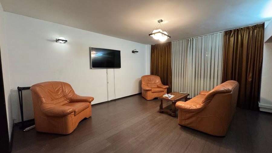 3 camere mari aproape de bulevard - 3