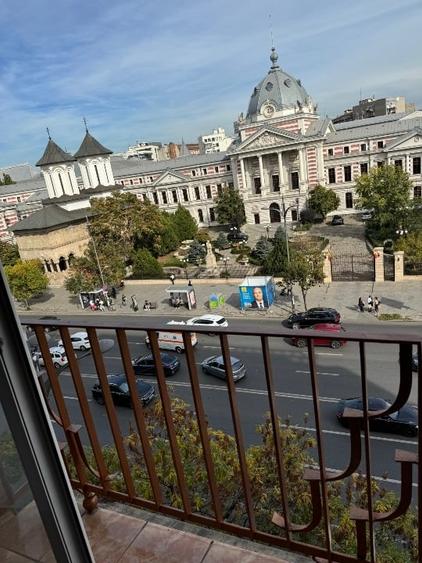 Garsonieră Universitate, metrou - 7