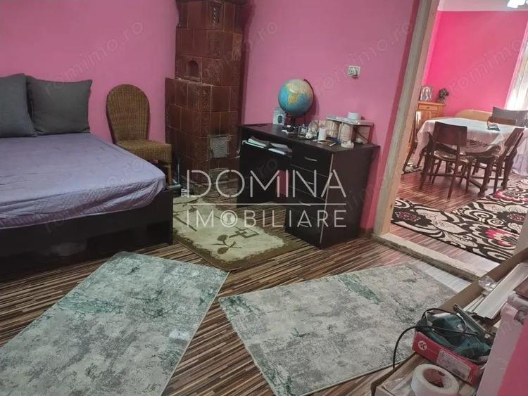 Vanzare proprietate, situata in Targu Jiu, strada Victoriei - zona peco MOL - 4