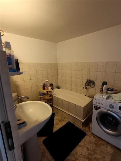 Casa pretabila 2 familii, 6 camere, teren 390 mp, zona Centrala - 11