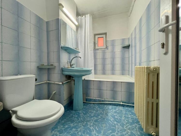 Apartament luminos 3 camere, 2 bai, parcare - 25