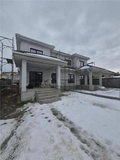 Duplex superb - proiect deosebit - zona foarte buna - finisaje in buget peste medie - 9