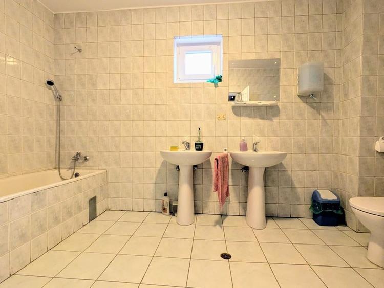 Casa Individuala - Zona Lipovei - Comision 0% - 16