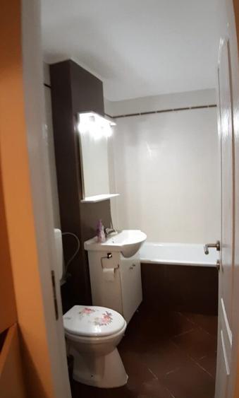 Apartament 4 camere renovat si semimobilat zona 700 - 14