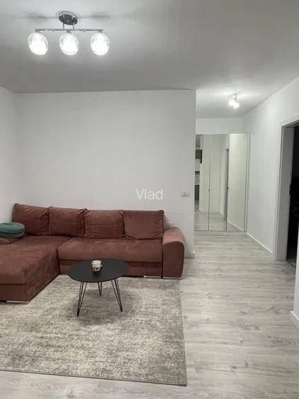 Apartament cu 2 camere semidecomandat în Take Ionescu