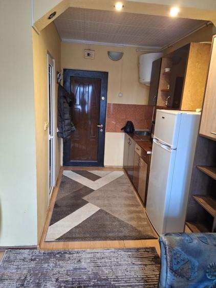 Inchiriez garsoniera Micro 17 - 2