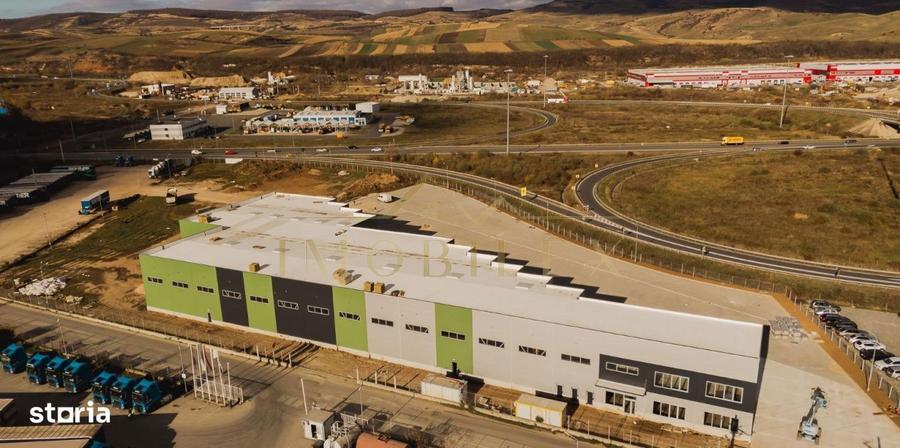 Hala de inchiriat 3200 mp + 300 mp birouri .Divizabila pentru 3 firme - 5