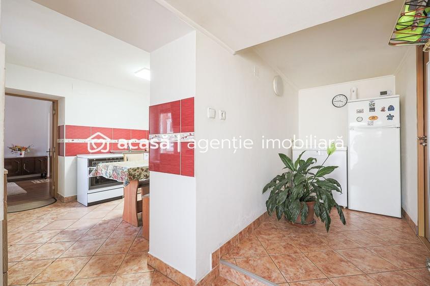Preț redus! Casă în localitatea Turnu - 8
