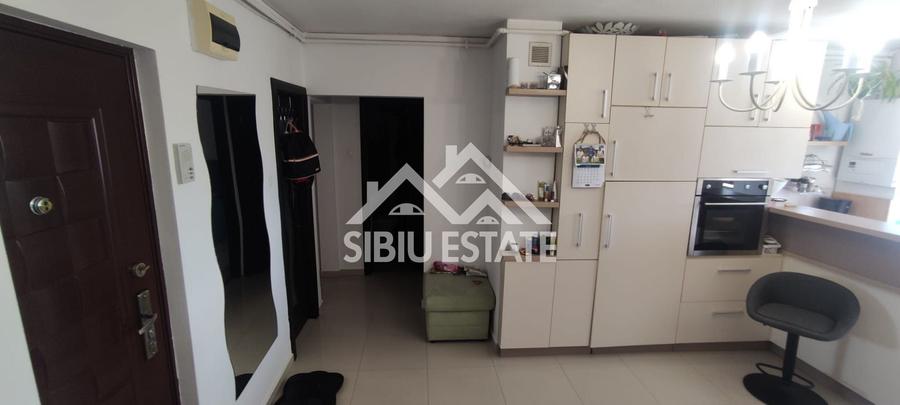Apartament de inchiriat 3 camere mobilat si utilat in Sibiu - 3