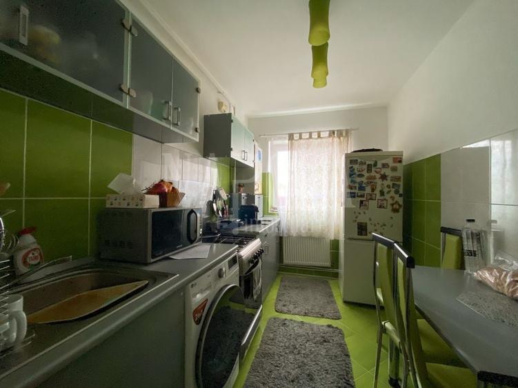 Apartament 2 camere de vanzare in Floresti - 4