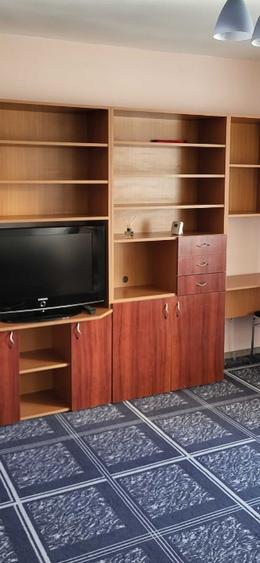 Garsoniera spatioasa- Str Carpatilor- intrare Racadau - 5