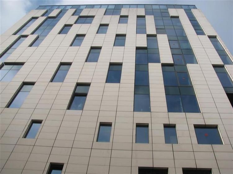 Birouri de inchiriat in Victoria Center de la 236 mp - 4