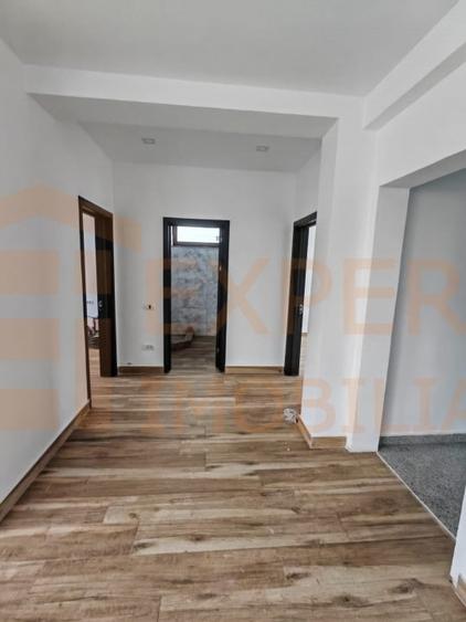 Spațiu comercial, de 360 mp, în Central