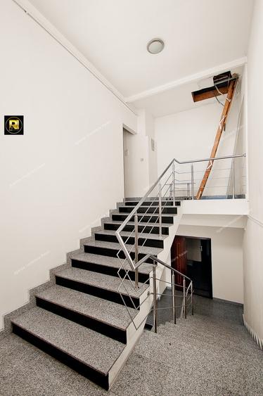 Vanzare Cladire S+P+3Et,destinatie mixta,in Galati,ultracentral,pe blv. Brailei - 17