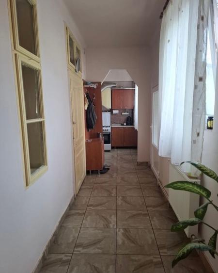 Casa de vanzare in Tudor Vladimirescu Galati cu teren generos - 2