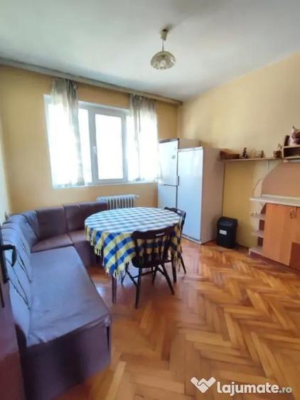 Garsoniera zona UMT - 2