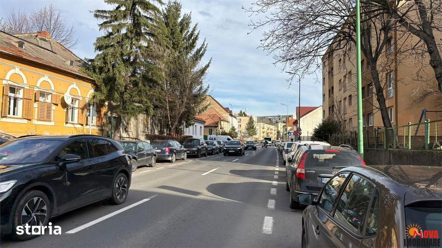 Centrul Civic, zona AFI, garsoniera de vanzare - 1