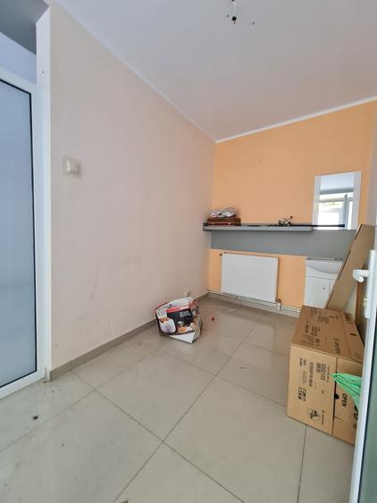 Inchiriere spatiu comercial in Galati, str. Al.Cernat, stradal, sup. 110 mp - 3