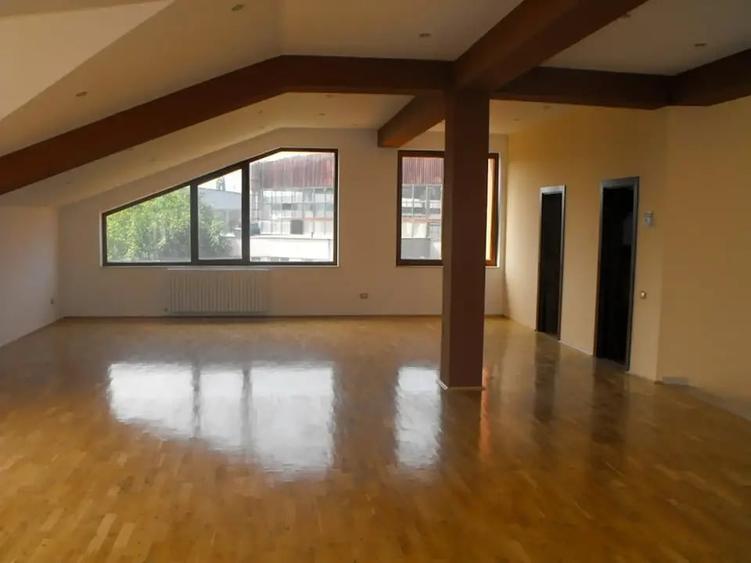 Militari Metrou Pacii Casa 11 Camere De Vanzare Zona Linistita - 13