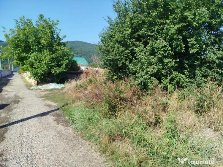 Casa pitoreasca de vanzare - 1