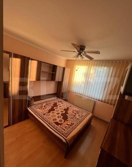 Apartament de vanzare , 40 mp , Zona Carpati I - 2