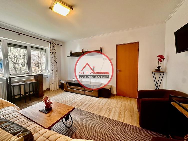 Inchiriez garsoniera LUX la cheie in bloc de apartamente - 1