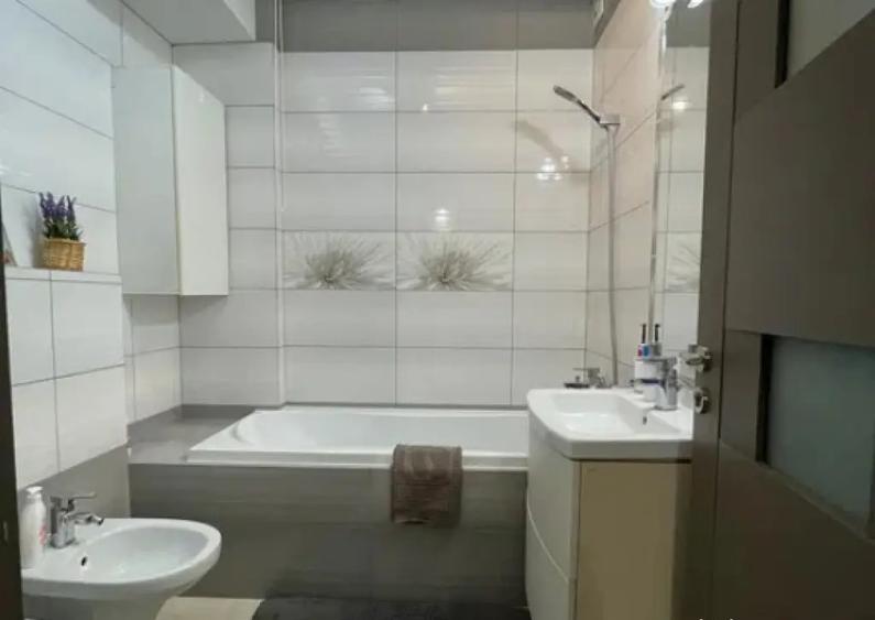 Apartament Cu 2 Camere Decomandate Bloc Nou Etaj 3 Zona Burdujeni - 2