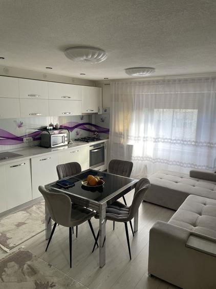 Se ofera spre vanzare un apartament deosebit - 1