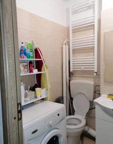 Garsoniera decomandat - zona Astra - 1