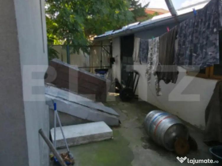 Casa 4 camere , teren 285 mp, zona semi-centrala - 9
