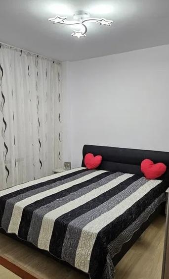 Apartament 2 camere, decomandat, 50 mp, balcon, ac, metrou, Piata Sudului - 1