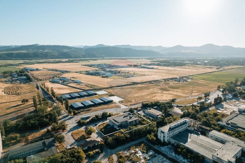 Spațiu industrial de 1,970 - 7