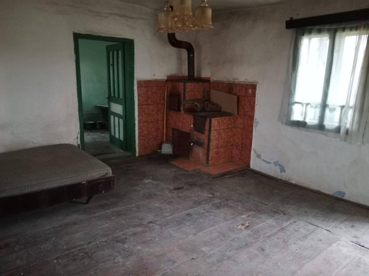 Casa de vanzare in Dobrot - 11