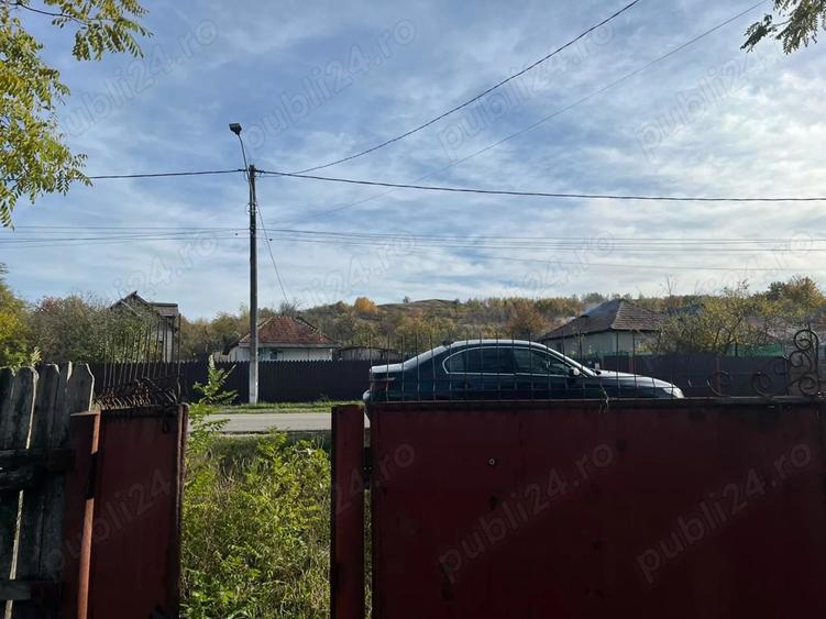 vand casa in Berbesti. - 1