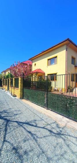 CASA  4 CAMERE |  LUMINA |  241 MPC - 1