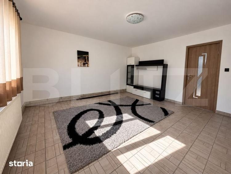 Casă cu 4 camere cu Teren 1479 Mp în Șoimuș