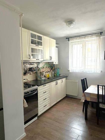 Apartament 3 camere, Astra - 2