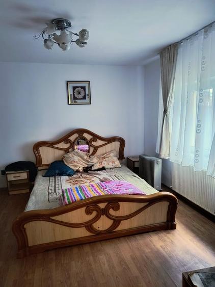 Inchiriez casa,zona Zetari,600 euro/luna - 12