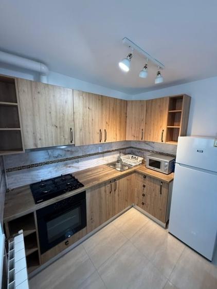 1 camera - 40 mp - Lidl - Moara de Foc- renovat- 89000 euro - 1