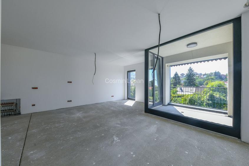 Apartament cu 3 camere, cu balcon tip logie Apartament cu 3 camere, cu balcon tip logie