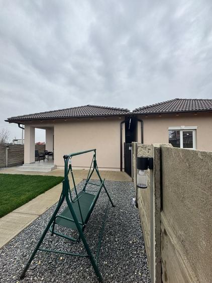 Duplex pe parter în Albina Despartit prin baie - Complet mobilat utila - 9