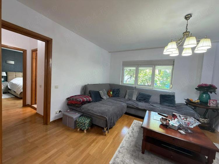 De vanzare apartament 4 camere Ghe Doja vis a vis de parcul Mihai Eminescu parter - 2