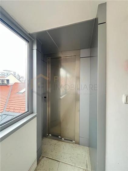 SPATII BIROURI - ZONA P-TA UNIRII - 3