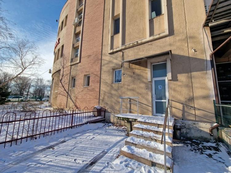De închiriat spațiu comercial – 405 mp, parter, Calea Vitan nr. 242 Sector 3 - 16