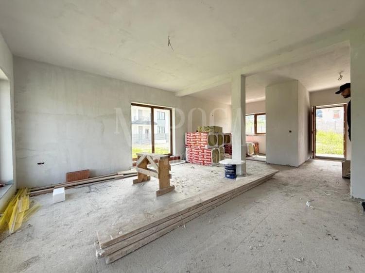 Casa 4 camere de vanzare in Chinteni - 3