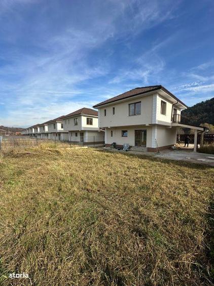 Casa individuala, 120 MP utili, 400 MP teren, garaj, Luna de Sus - 1