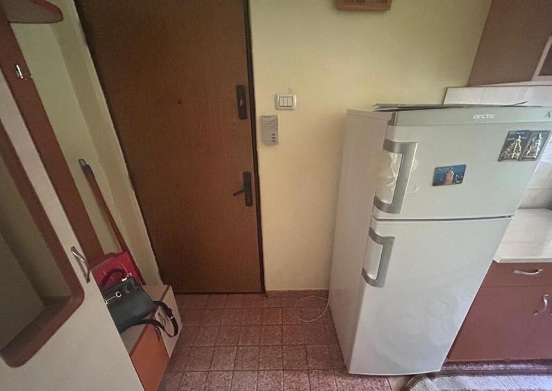 Apartament semidecomandat, mobilat, utilat, parter, zona Astra! - 5