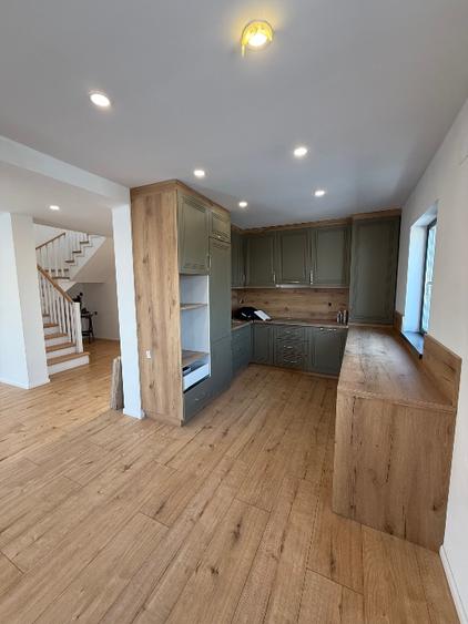 Casă 4 dormitoare caldură in pardoseala  - 1