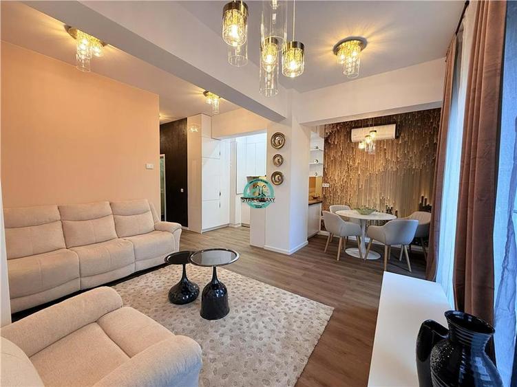 Inchiriez apartament cu 3 camere, mobilat si utilat lux, zona ultracentrala ! - 2